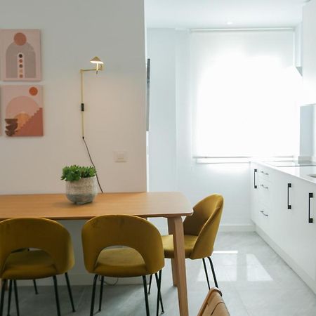 Lujoso Apartamento Con Piscina Compartida 3 Севилья Экстерьер фото