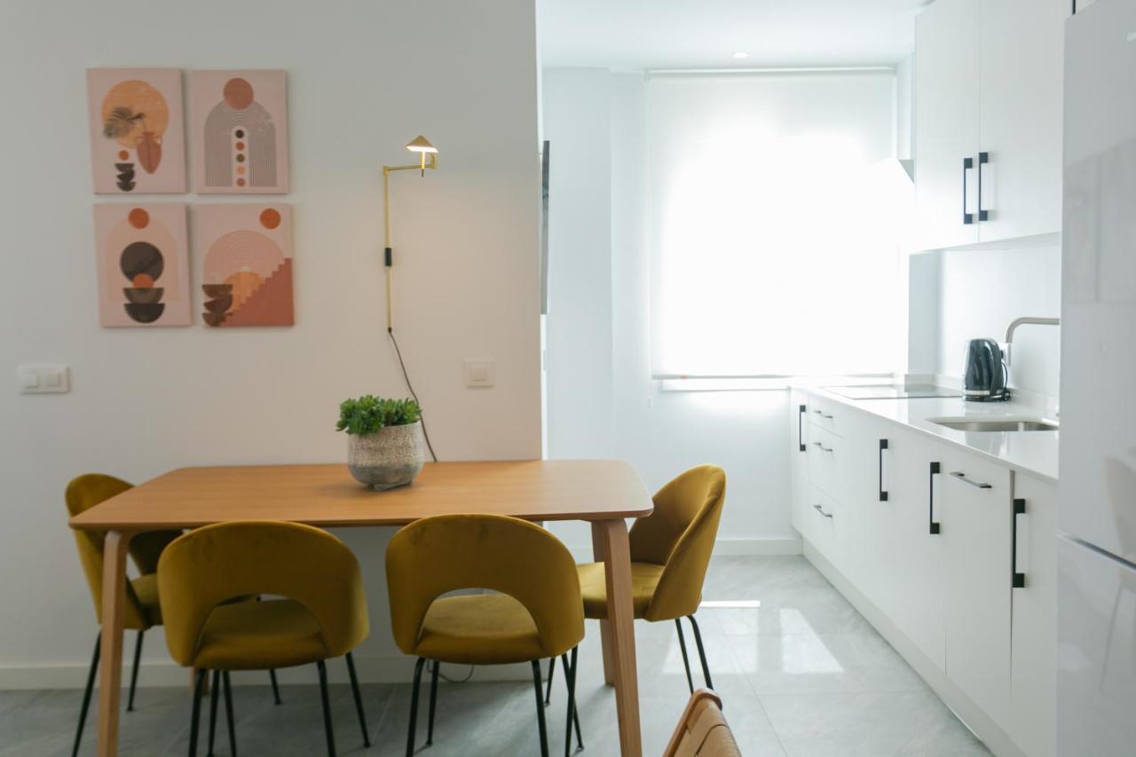 Lujoso Apartamento Con Piscina Compartida 3 Севилья Экстерьер фото