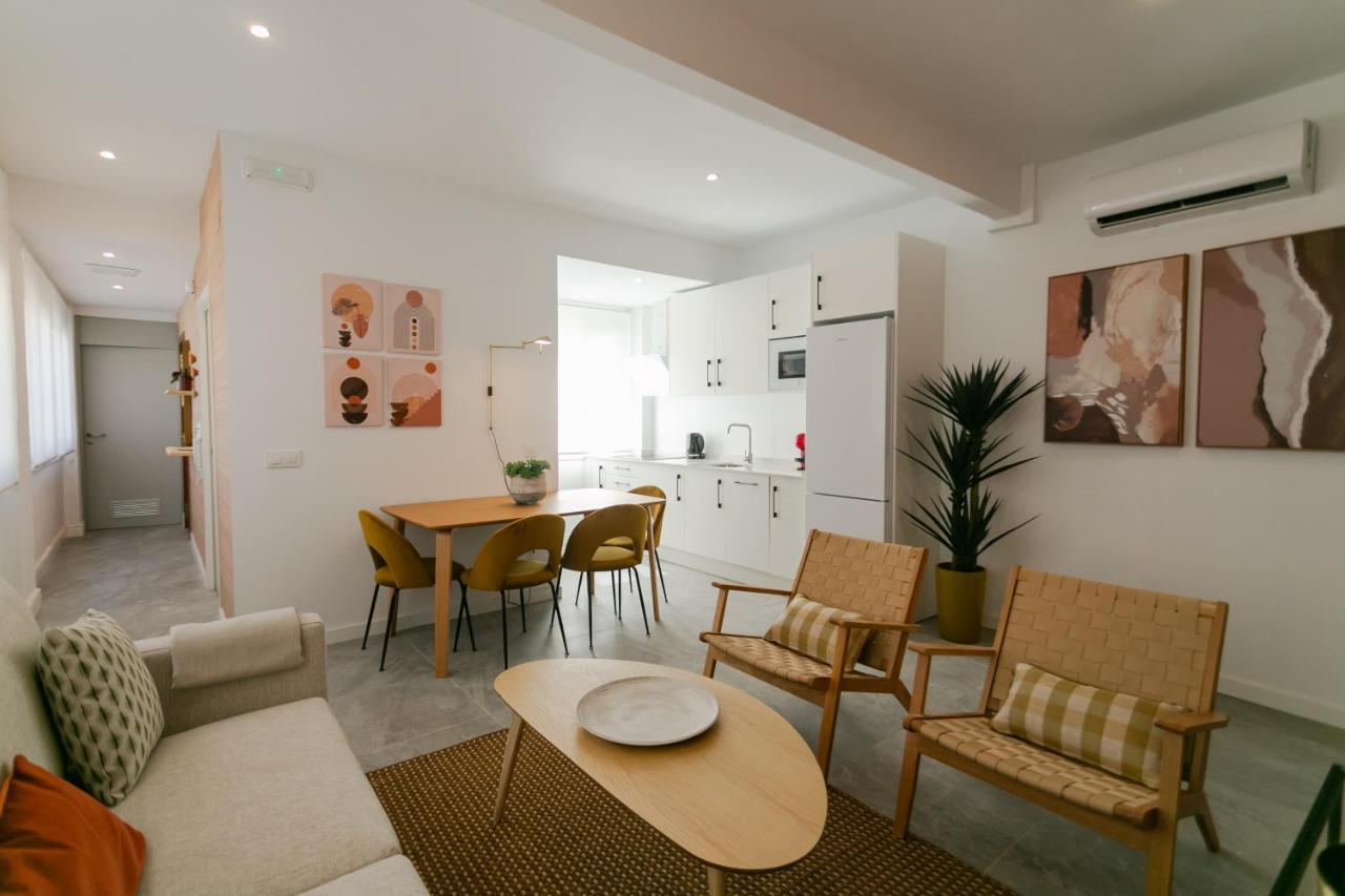 Lujoso Apartamento Con Piscina Compartida 3 Севилья Экстерьер фото